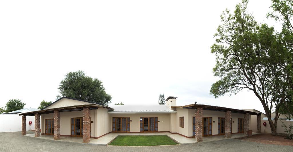 Casa Forno Country Hotel Otjiwarongo Luaran gambar