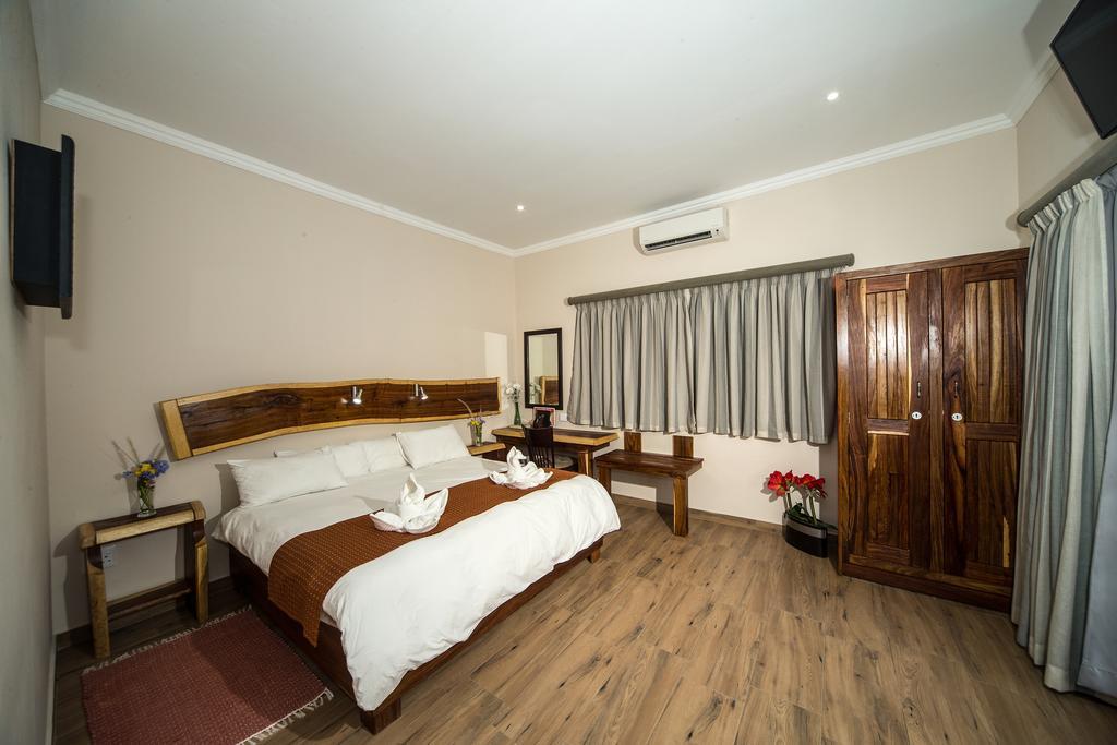 Casa Forno Country Hotel Otjiwarongo Luaran gambar
