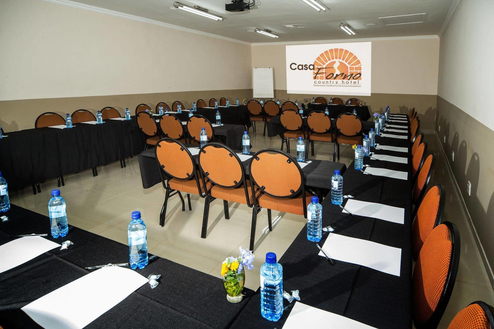 Casa Forno Country Hotel Otjiwarongo Luaran gambar
