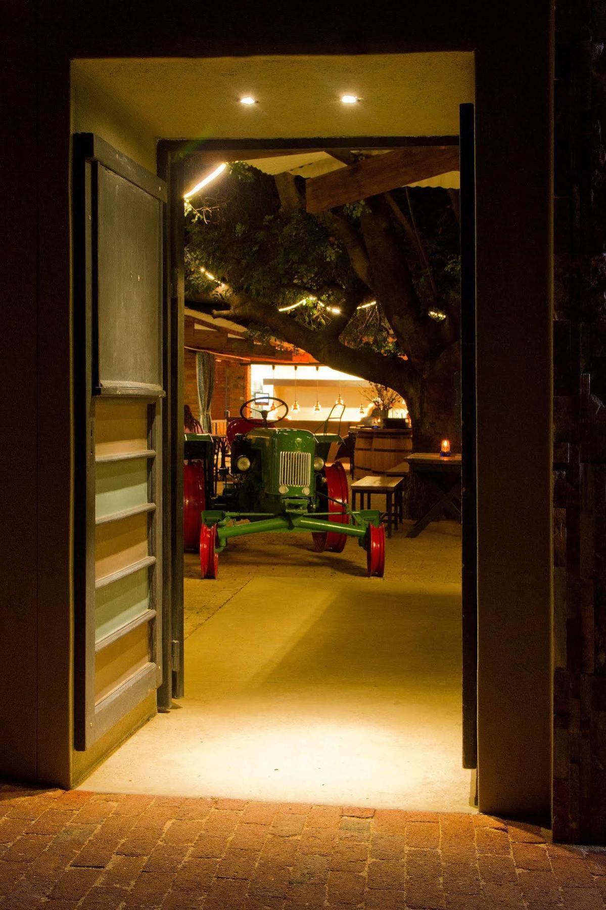 Casa Forno Country Hotel Otjiwarongo Luaran gambar
